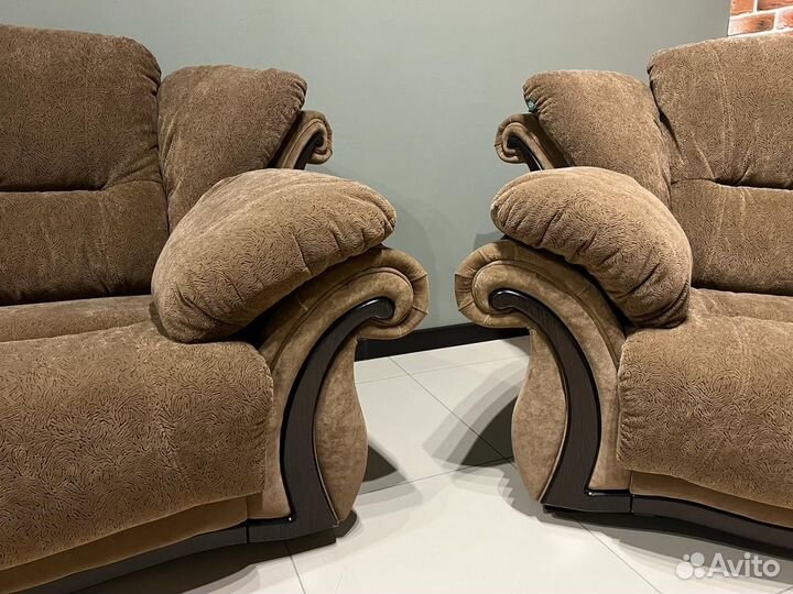 Диван и кресло