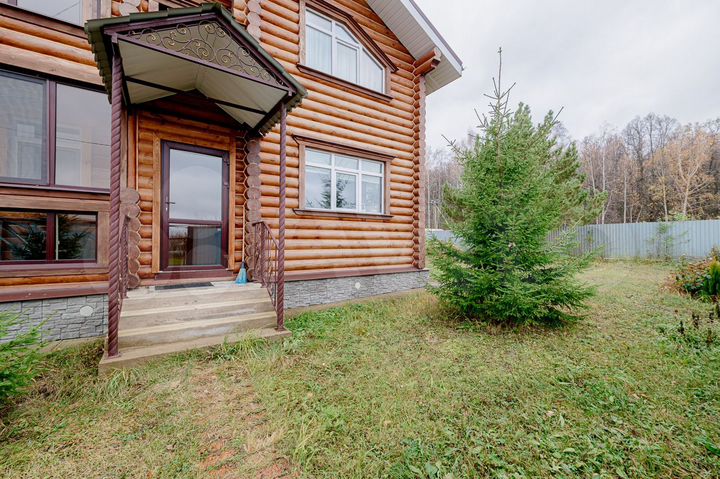 Дом 140 м² на участке 18 сот.