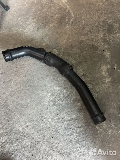 Птрубок интеркулера 1.9tdi AUY VW Sharan Ford