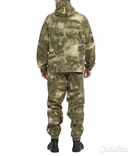Камуфляжный костюм