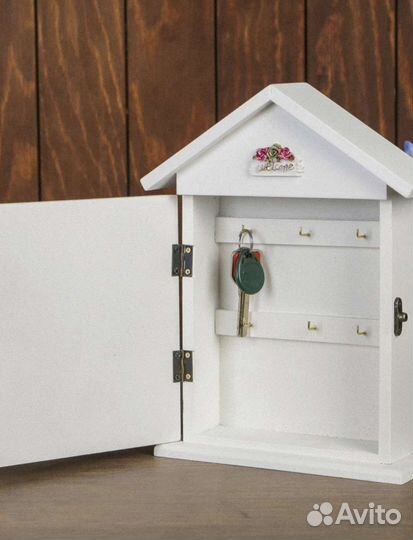 Ключница настенная из дерева новая