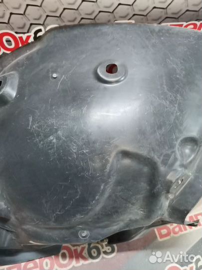 Подкрылок передний левый задняя ч Renault Fluence