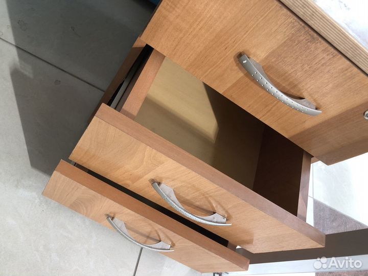 Тумба выкатная