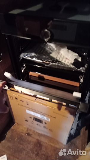 Электрический духовой шкаф haier (битый)