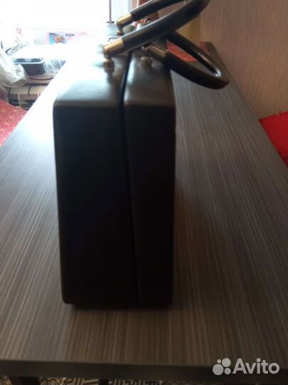 Сумка женская 1970 г чемодан