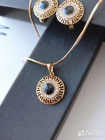 Комплект украшений из медицинского сплава