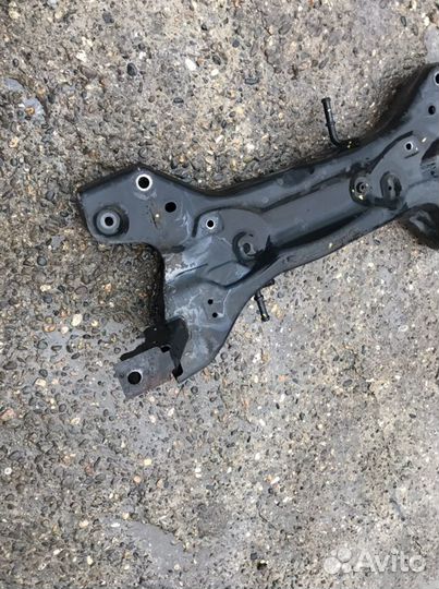 Подрамник Volkswagen polo sedan