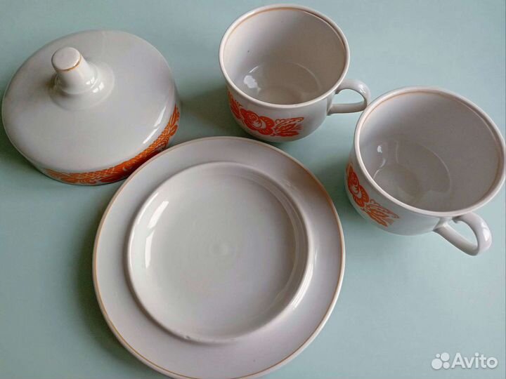 Остатки чайного сервиза Дулево 1992 г. СССР