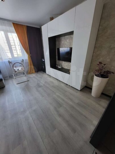 4-к. квартира, 78 м², 5/6 эт.