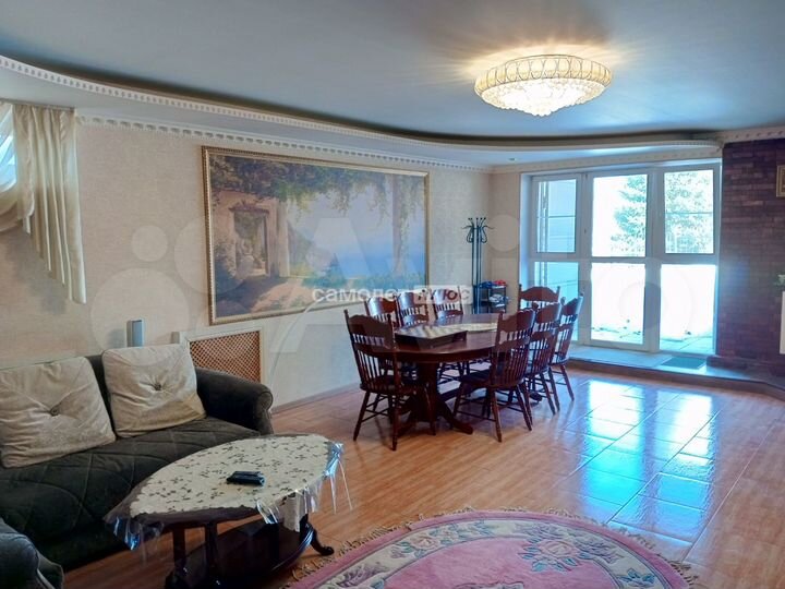 Дом 250 м² на участке 10 сот.