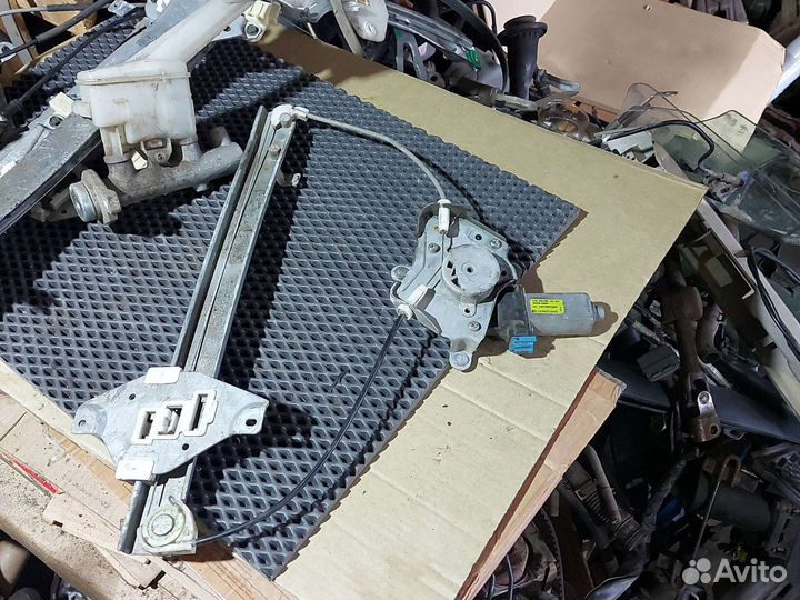 Стеклоподъемник задний левый Chevrolet Rezzo 2005