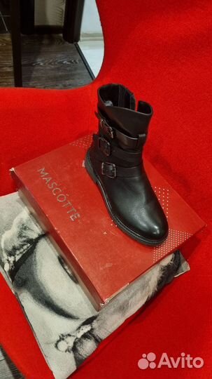 Ботинки женские 38 размера кожаные зима