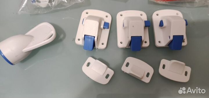 Магнитные блокираторы Hafele (6 шт и ключ)