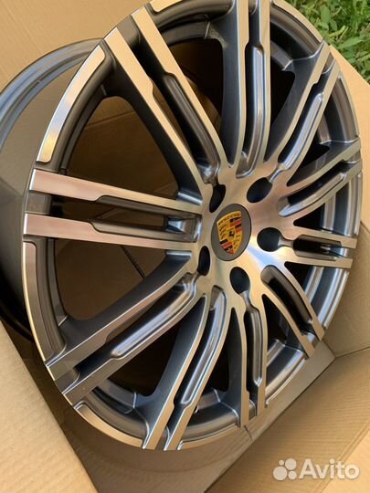 Диски R21 на Porsche Cayenne Порше Кайен 957 / 958