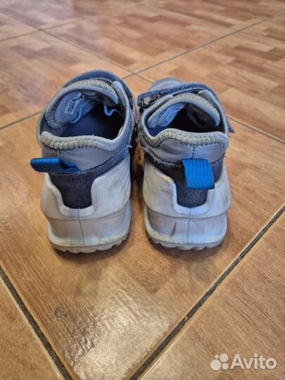 Кроссовки Ecco 32р