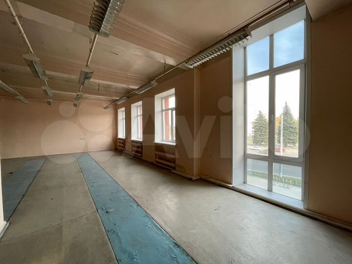 Офис, 700 м²