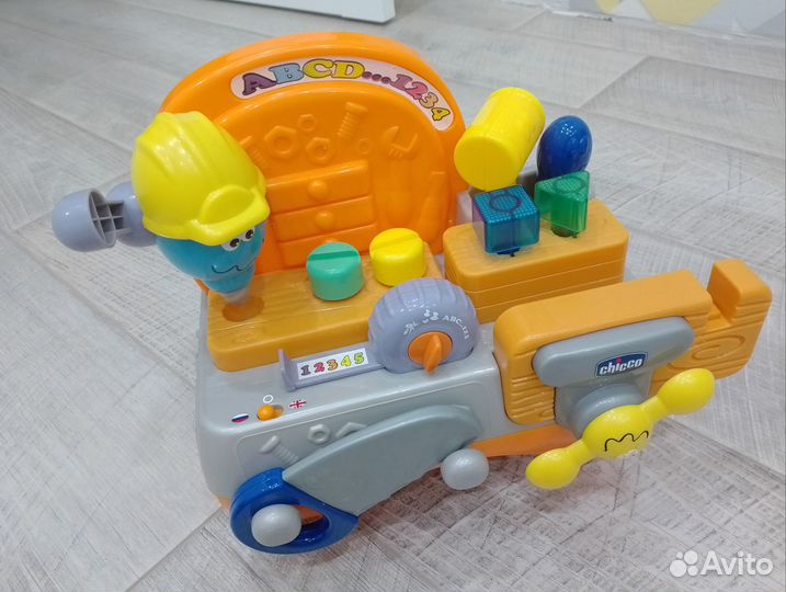 Развивающие игрушки для малышей