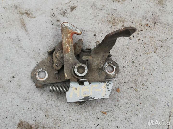 Замок капота Рено Меган 1