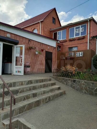 Дом 374 м² на участке 1 сот.