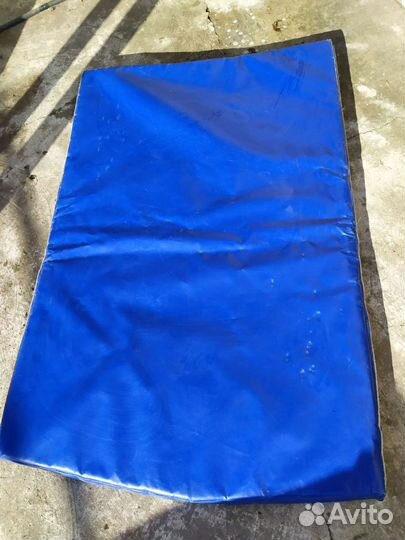 Мат спортивный