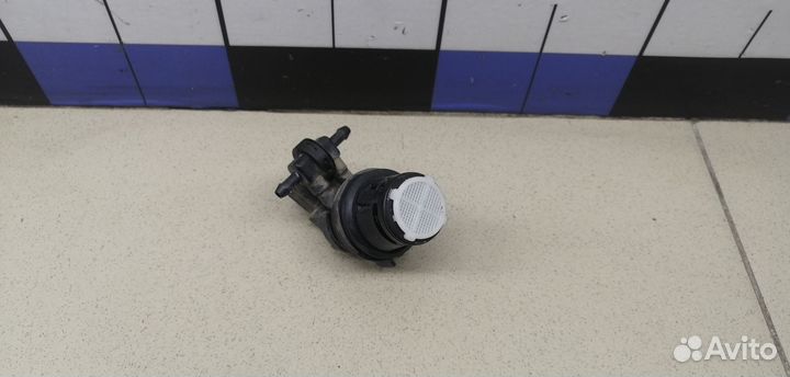 Насос омывателя RAV 4 2006-2013