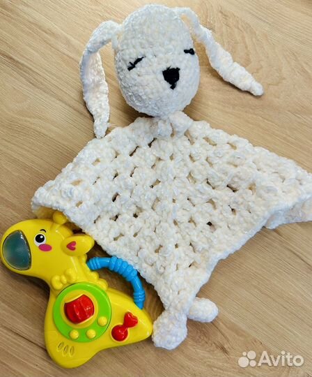 Большой пакет игрушек и погремушек