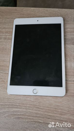 iPad mini 4