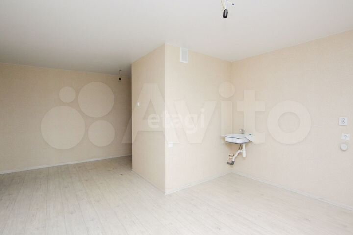 3-к. квартира, 69,4 м², 1/10 эт.