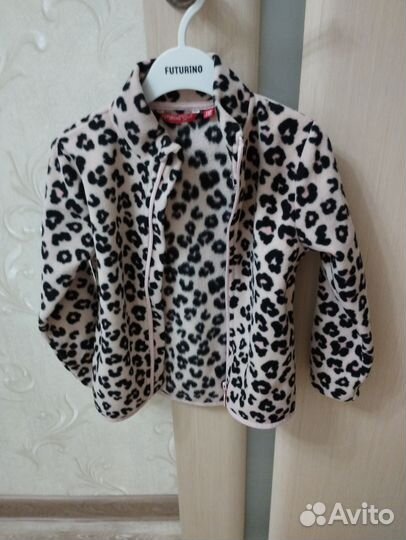 Кофта для девочки 110 р