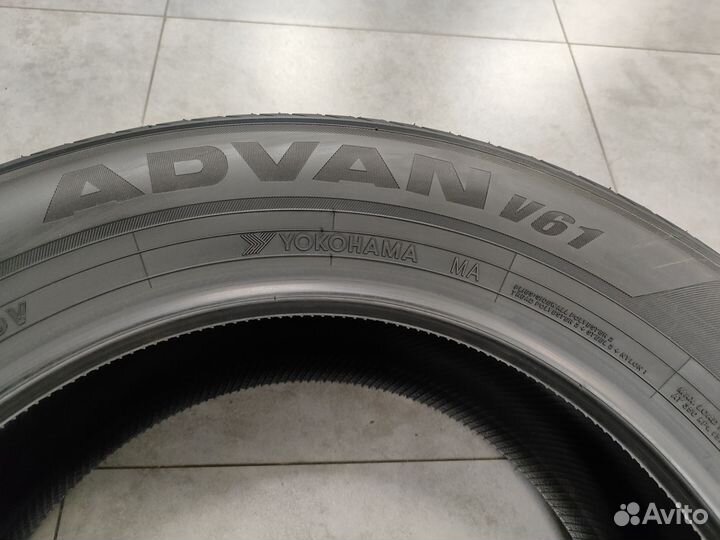 Yokohama Advan V61 265/55 R19 109V