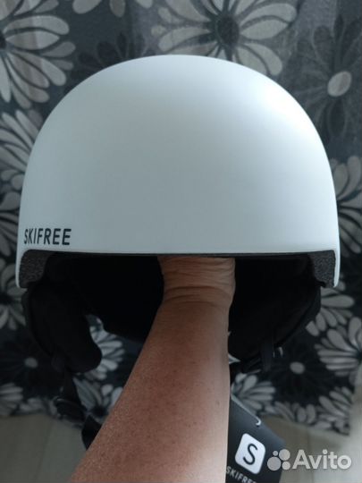 Горнолыжные очки + шлем новые, разные