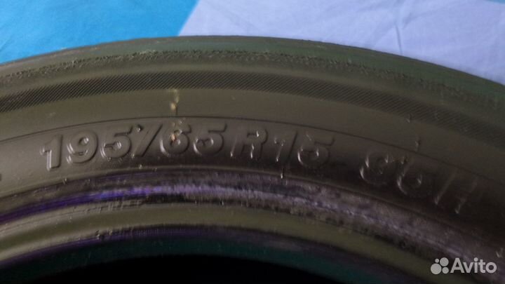 Yokohama 104ZR 195/65 R15