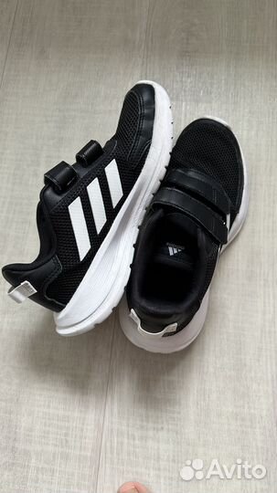 Кроссовки adidas 33 размер