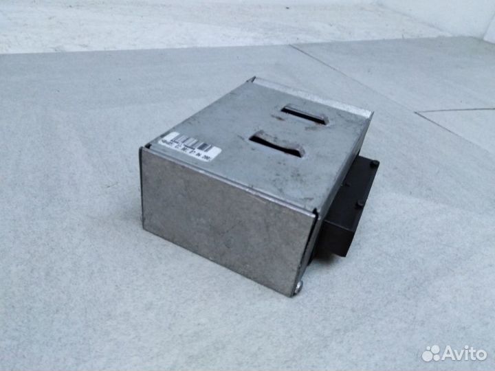 Усилитель магнитолы бмв