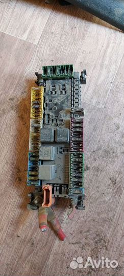 Блок предохранителей Mercedes-Benz GL-Class (X166)