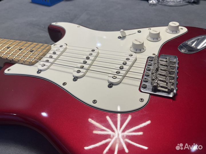 Электрогитара Fender Stratocaster American Special
