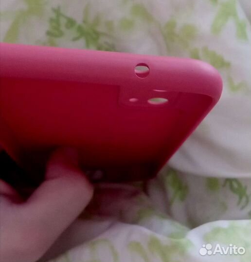 Чехол на телефон