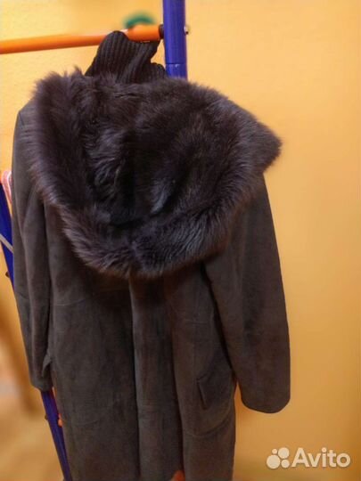 Пальто женское 42 44 зимнее с капюшоном