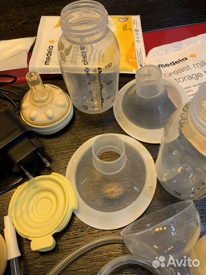 Молокоотсос электрический Medela Swing