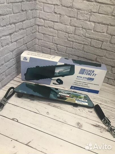 Зеркало-регистратор SilverStone F1 NTK-370 Duo