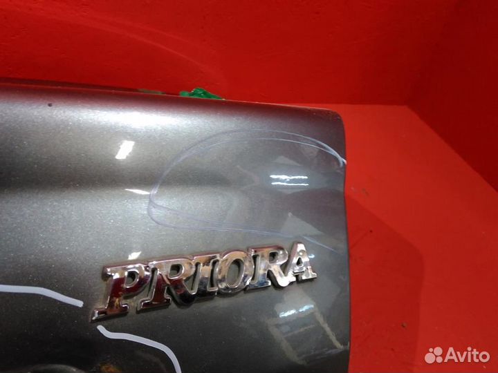 Крышка багажника Приора кварц под ремонт