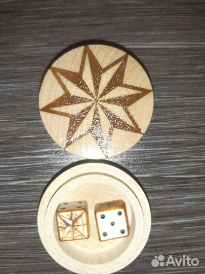 Зарики,кости кубики игральные