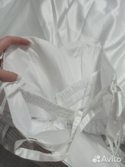 Свадебное платье 40- 42 -44 новое