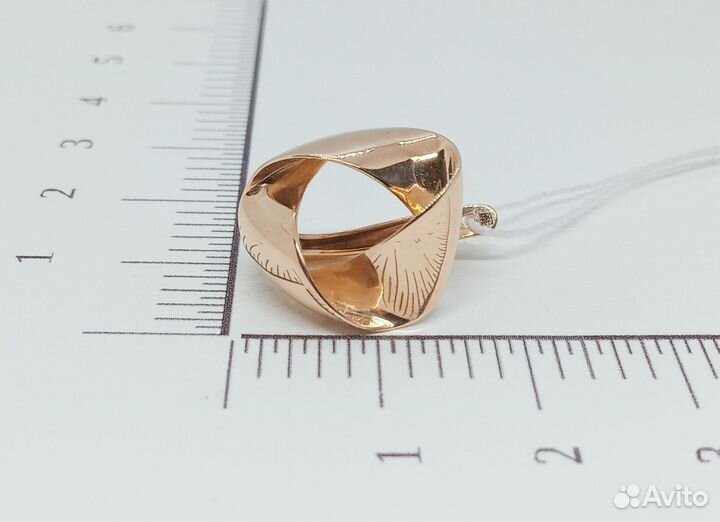 Золотые серьги