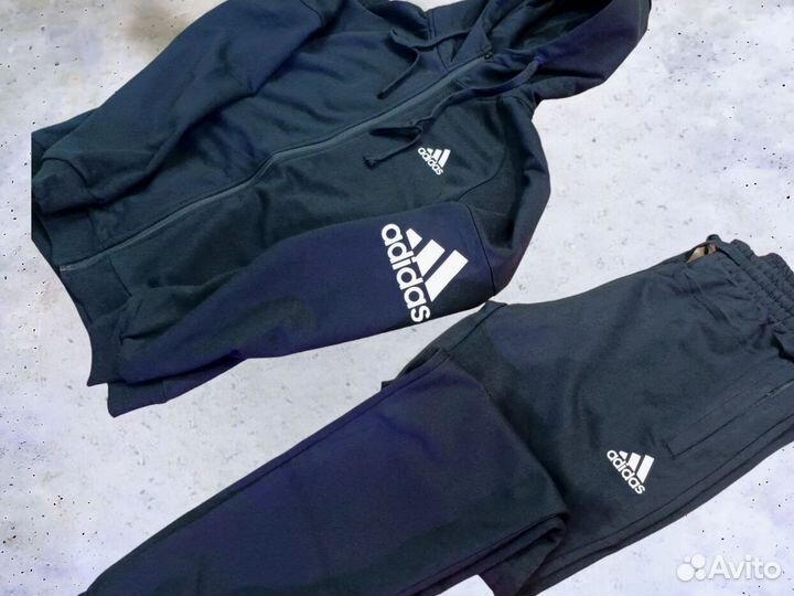 Спортивные костюмы Adidas