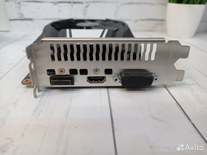 Asus GeForce GTX 1660 phoenix OC