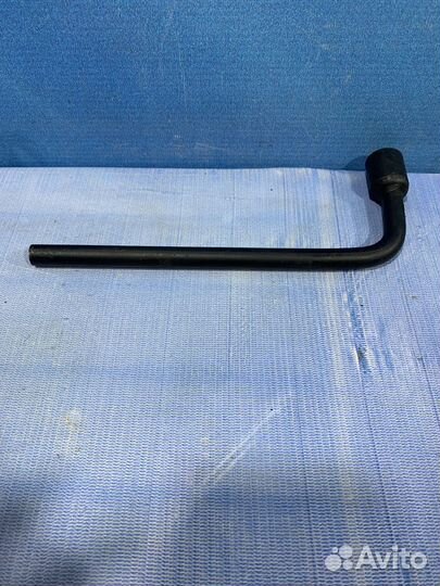 Балонник Ключ балонный Renault sandero stepway