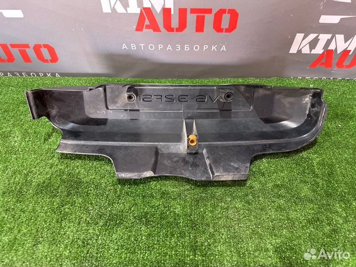 Декоративная крышка двигателя Audi A6 C6 Quattro