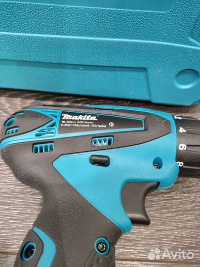 Шуруповерт makita 12v (реплика)