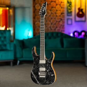 Ibanez Prestige RG5320-CSW Cosmic